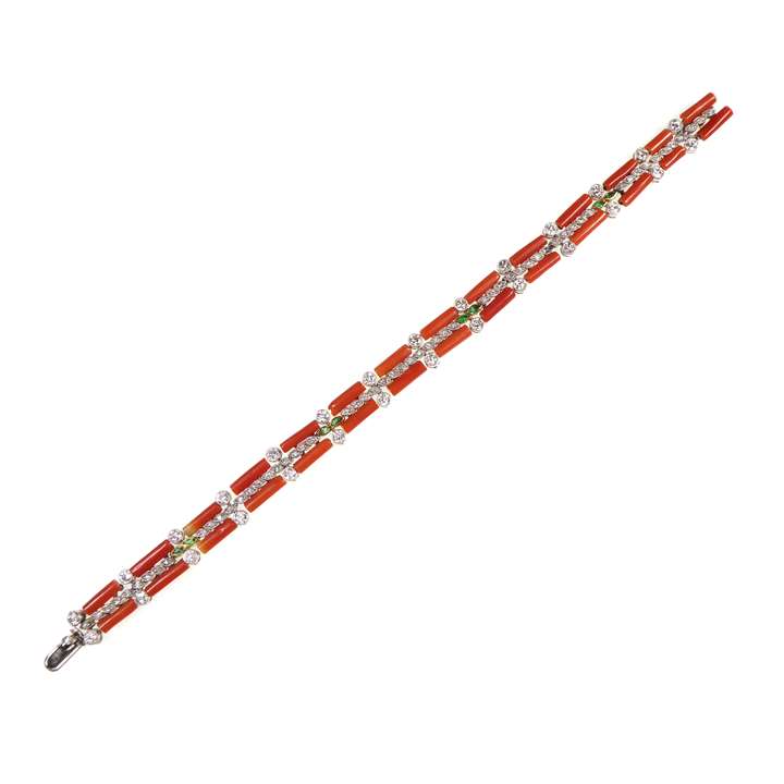 Art Deco diamond, emerald and corallium rubrum baton bracelet